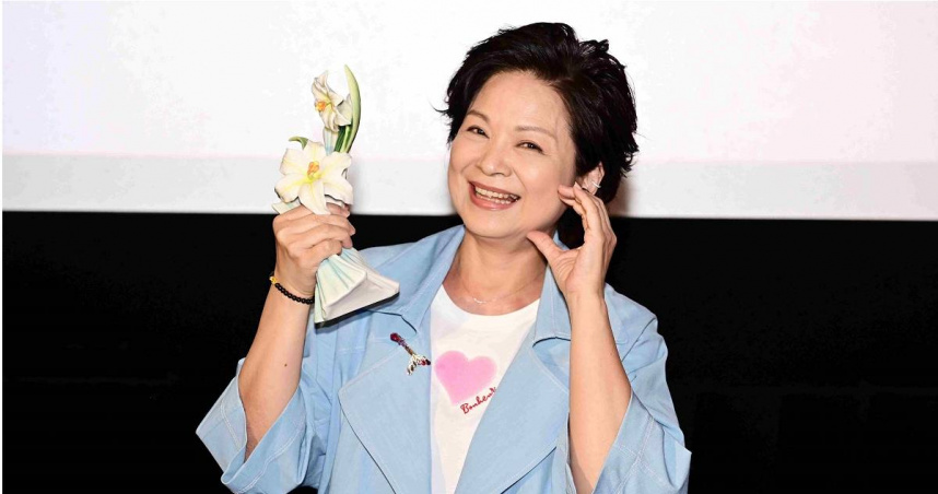 楊貴媚做公益20年　獲頒「真善美大賞」