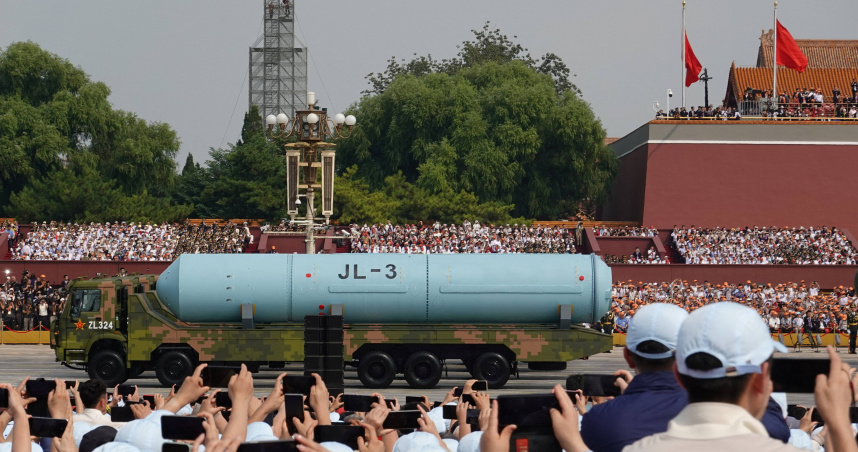 中國人民解放軍海軍6日發射彈道飛彈，日本政府隨後表達嚴重關切。（示意圖／達志／路透社）