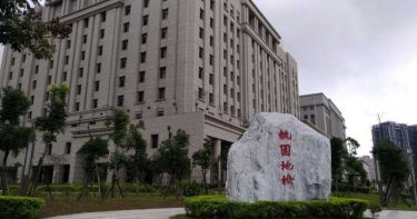 大叔冒用帥哥照騙少女外出 多次伸狼爪性侵得逞