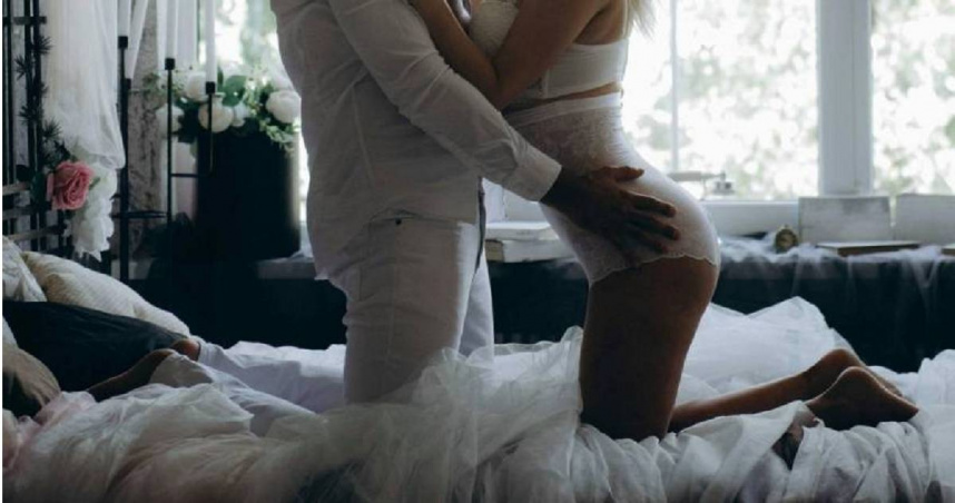 青少年對性感到好奇，很容易嘗試危險性行為，家長團體建議衛福部應擬定相關防治計畫。（示意圖／翻攝Pexels）