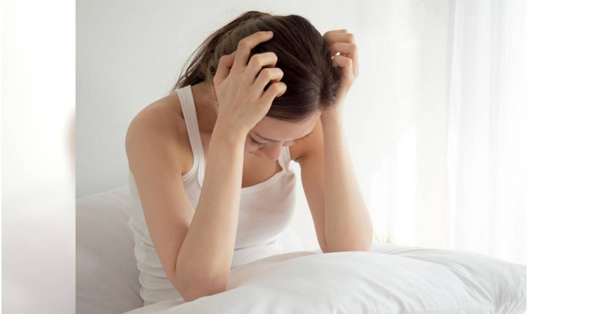 女子被誘騙當AV女優，公廁拍「野戰片」，遭性侵又被恐嚇取財（示意圖，達志影像）