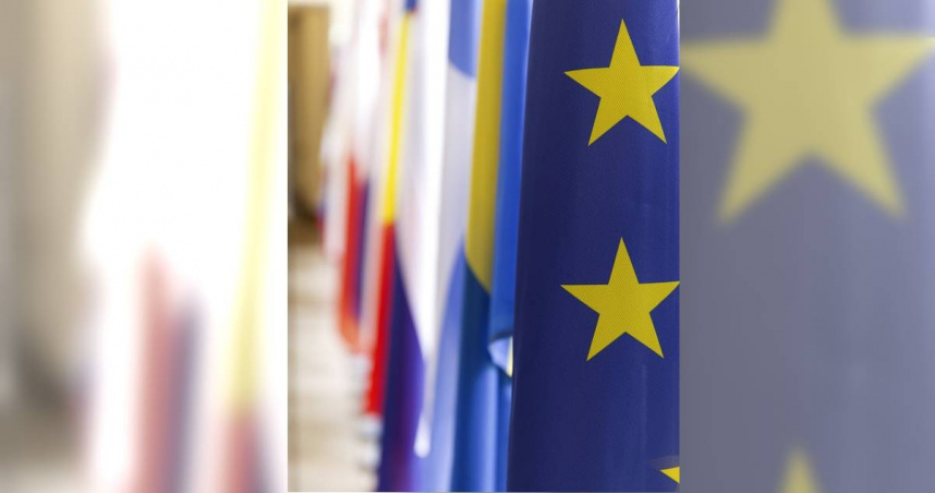 美國對等關稅政策影響全球，歐盟在當地時間今天投票通過對美國進口產品徵收25%關稅。（示意圖／達志／美聯社）