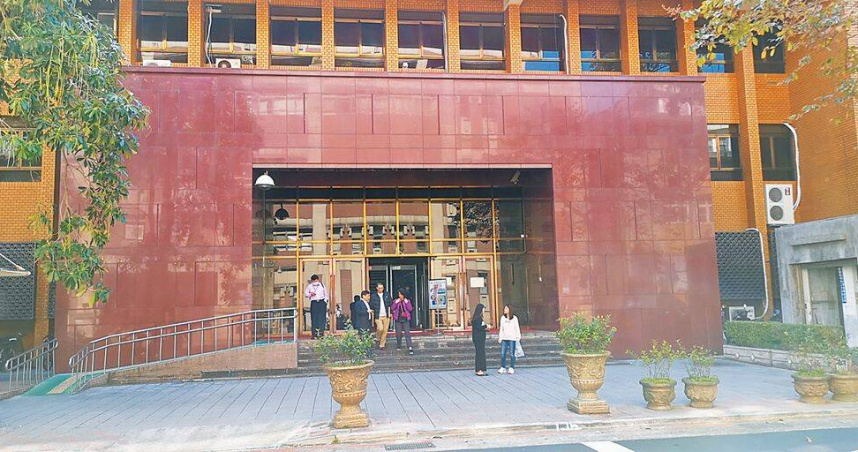 男子趙育慶2023年間虐殺5隻貓咪，台北地院15日依犯《動物保護法》5罪各判處1年9月至1年11月不等徒刑。（本報資料照片）