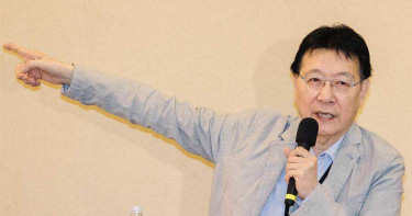 美女醫被老母罵「連趙少康都敢嗆」 超辣律師安慰吐驚人之語