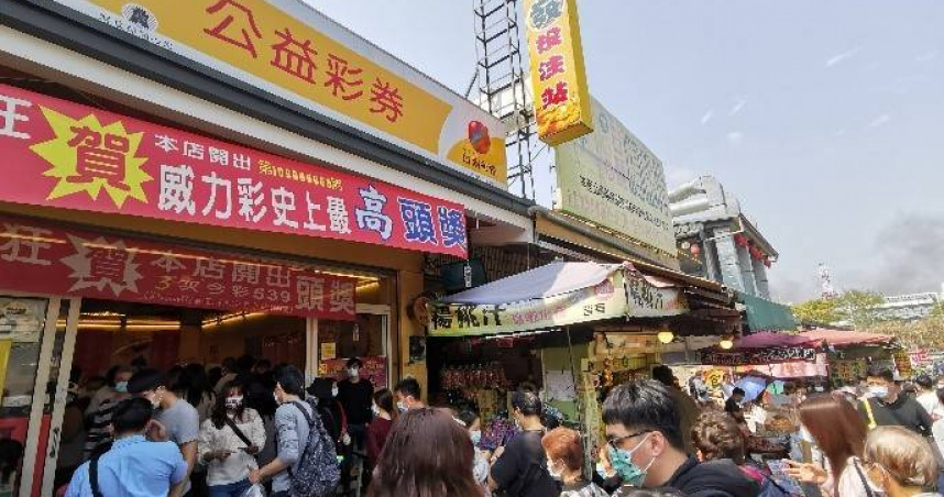 威力彩頭獎連32槓，下期頭獎獎金預估上看14億元。（圖／楊登嵙提供）