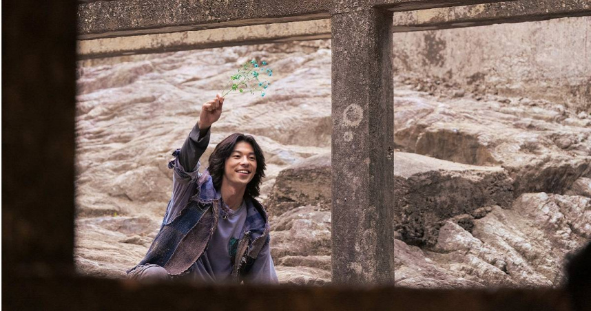 導演龔兆平稱讚許光漢演活了角色「薯仔」的純真與溫暖。（圖／甲上娛樂提供）