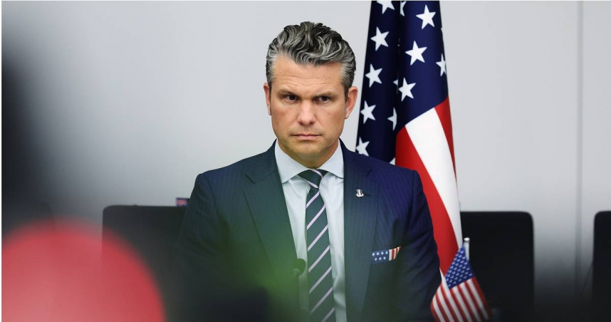 美國國防部長赫格塞斯（Pete Hegseth）。