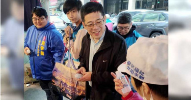 謝立功跳槽柯營 宣布退黨