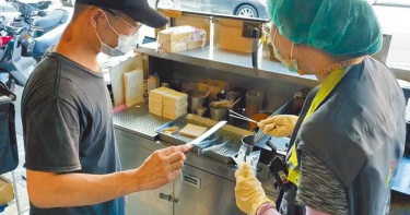中市12居檢外籍生排除染疫 朝食物中毒方向追查