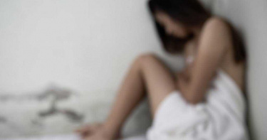 恐怖情人傳影片網址「可以賺不少」 美女醫崩潰告前男友