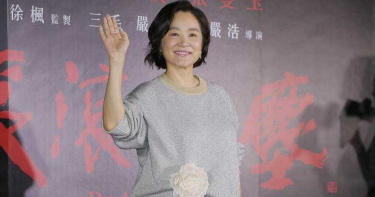 連仙鶴都被吸引!林青霞罕曬「42億豪宅後院」 奢華造景網驚呆