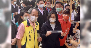 三姝大戰4/綠營強打蔡培慧卻有三致命傷 自稱「菜頭粿」與民搏感情