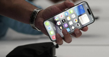 有分析師預估蘋果自研AI人工智慧技術「Apple Intelligence」有機會提振iPhone的銷量。(圖/報系資料照)