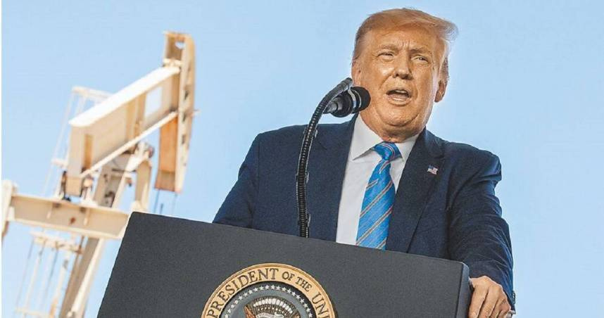 美國總統川普（Donald Trump）於20日正式宣誓就職後，隨即簽署行政命令，宣布美國將退出世界衛生組織（WHO）。（圖／路透社）