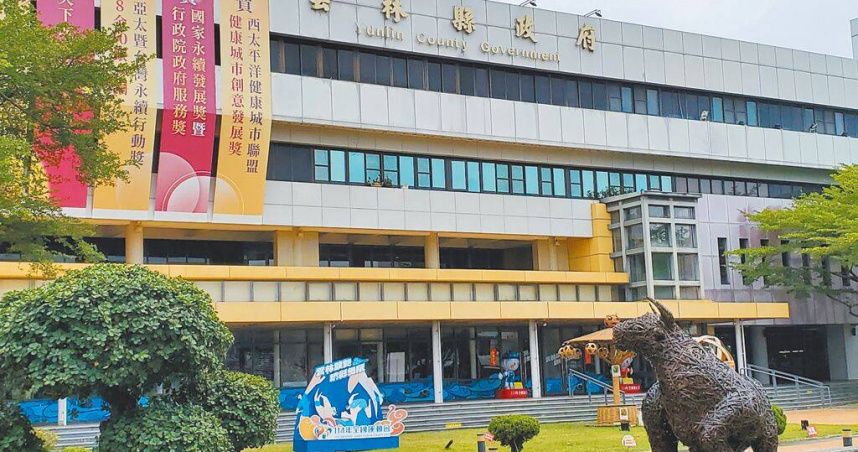 雲林縣勞青處裁罰雇用非法移工,考量農田缺工一次雇用多人,採取按案件數罰款。(圖/中國時報周麗蘭攝)