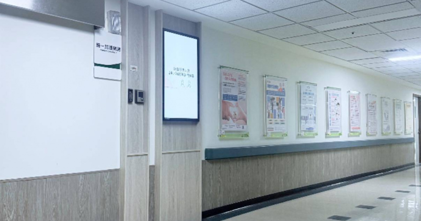 知名律師李怡貞近日返鄉探親，未料父親深夜突發嚴重呼吸困難。（圖／翻攝自李怡貞臉書）