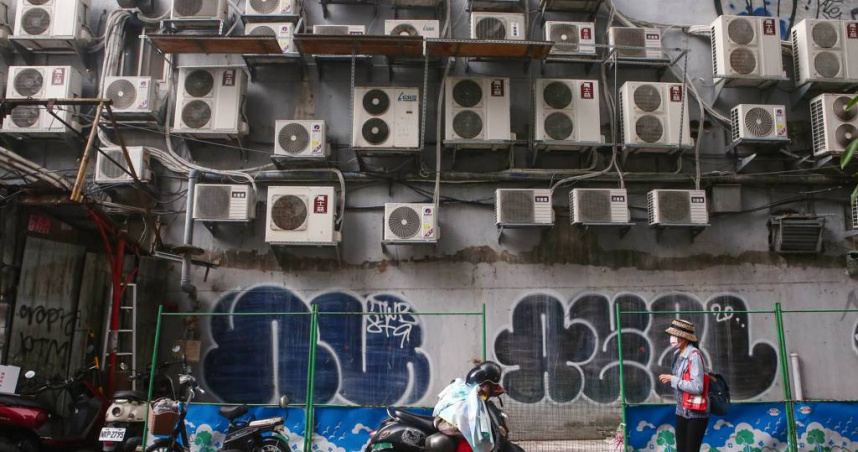 真的要漲了！電價費率審議會明天召開，預料民生電價(住宅、小商家)將全面調漲2％到3％。（圖／報系資料照）