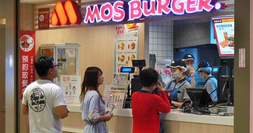 網友指出摩斯早餐價格親民，品質穩定，是不少人外食首選。（圖／報系資料照）