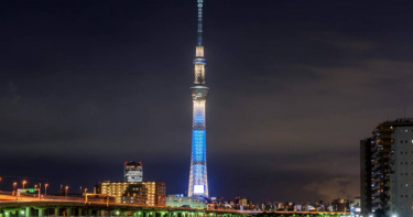 東京晴空塔電梯突停止，約20人受困。（圖／東京晴空塔官網）