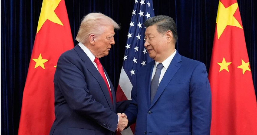 美國總統川普（左）與中國國家主席習近平。圖為去年10月的川習會。（圖／達志／美聯社）