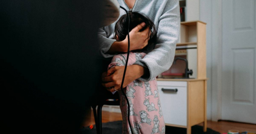 外籍家庭幫傭新制將於13日上路。（示意圖／翻攝自unsplash）