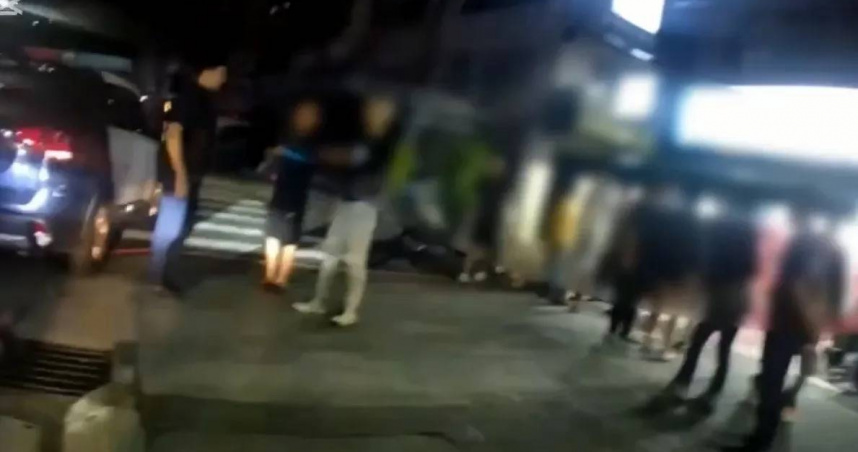 新莊歡慶開店變大亂鬥！男離席拉扯「跌倒爆衝突」　警鎮壓帶回11人