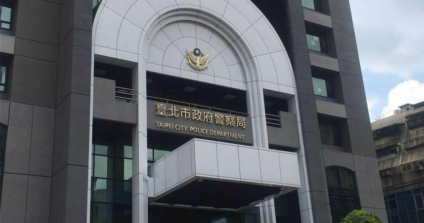 北市警局介入調查恐嚇要在自由廣場放炸彈的電子郵件。(圖/資料照)
