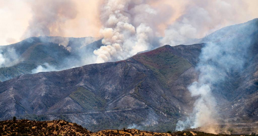 加州中部的「吉福德大火」（Gifford Fire）。（圖／達志／美聯社）
