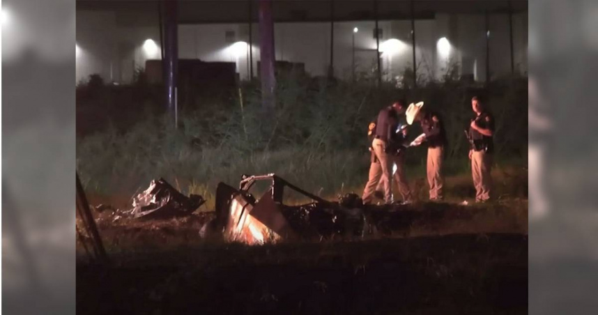 美國德州47歲男子麥可‧希恩2024年4月以高價購入一台嶄新的特斯拉Cybertruck，但在3個月後就因為車禍受困車內活活燒死。（圖／翻攝X／CHW）