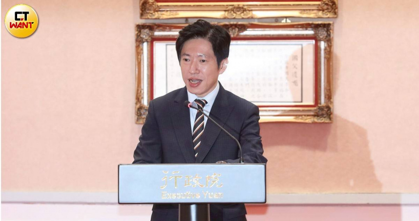 新任行政院秘書長張惇涵強調將扮演好「控球後衛」角色，落實總統與院長施政目標，推動有感改革。（圖／劉耿豪攝）