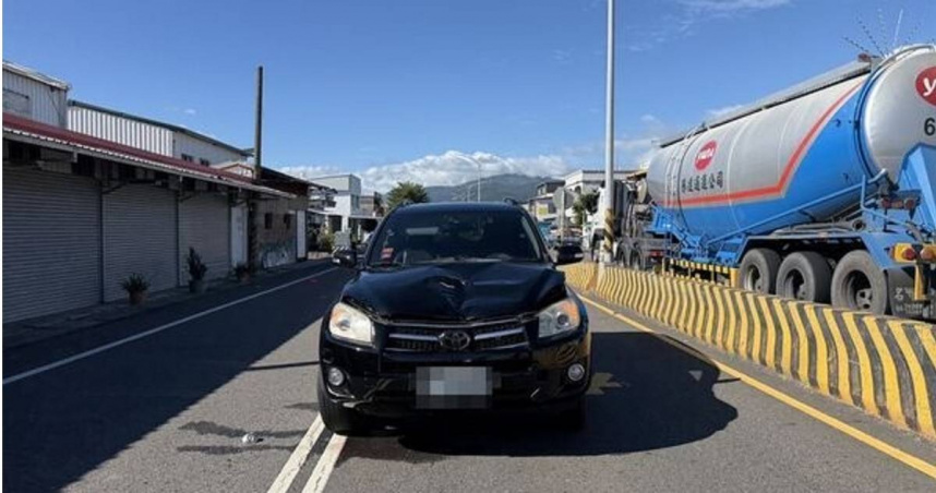 76歲婦遭休旅車猛撞拋飛30公尺慘死街頭。（圖／翻攝畫面）