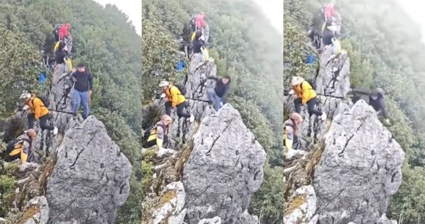 大陸一名男子腳踩的石塊突然脫落，害他整個人跌到深谷中。（圖／翻攝自微博／上游新聞）