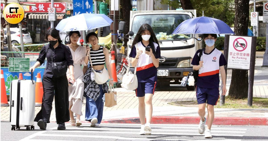 今白天起氣溫回升，高溫可達27至33度。（示意圖／方萬民攝）