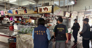 高雄市政府衛生局表示，有關苓雅區正義市場春捲攤疑似食品中毒案件，截至4月6日16時止，累計已有140人就醫。（圖／高雄市政府衛生局提供）