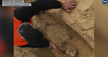 115具兒童遺骸「嘴塞硬幣」! 高速公路施工發現神秘墓葬傳統
