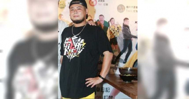 「在不瘋狂」前團員頻爆料 游否希爆氣攤牌「暗黑證據」:有人想暗殺