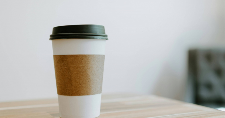 咖啡杯非紙類回收。（示意圖／unsplash）