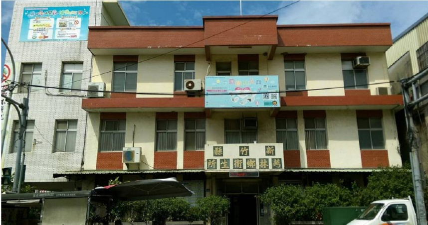 芎林鄉衛生所前主任吳聲讓涉嫌私下收取民眾紅包，10年來估計貪超過500萬元。（擷自芎林衛生所粉專／邱立雅竹縣傳真）