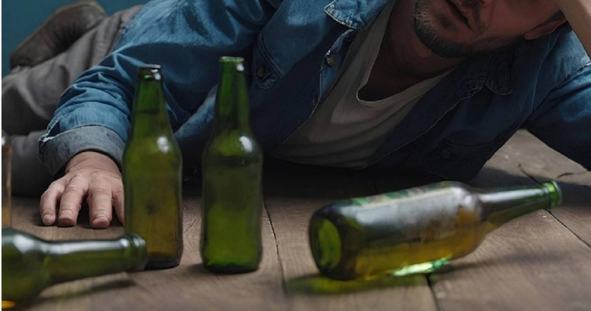 印度奧里薩邦男子醉後持鎚殺雙親，與遺體共處一夜。（示意圖／Pixabay）