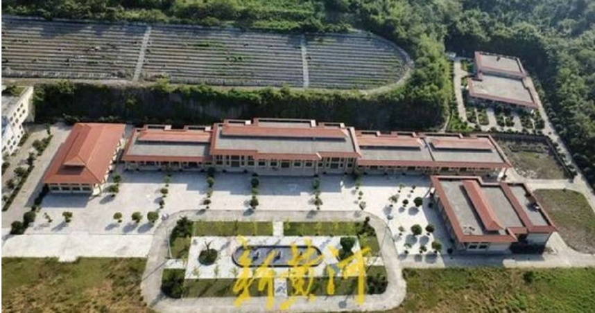 耗資約2億元人民幣（約新台幣9億元）打造的殯儀館，完工8年仍未啟用。 （圖／翻攝自新黃河）
