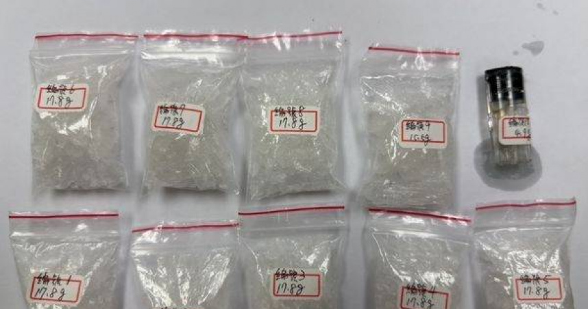 苗栗毒蟲開車竟睡倒待轉道，身藏近160克毒品遭逮。（圖 ／翻攝畫面）