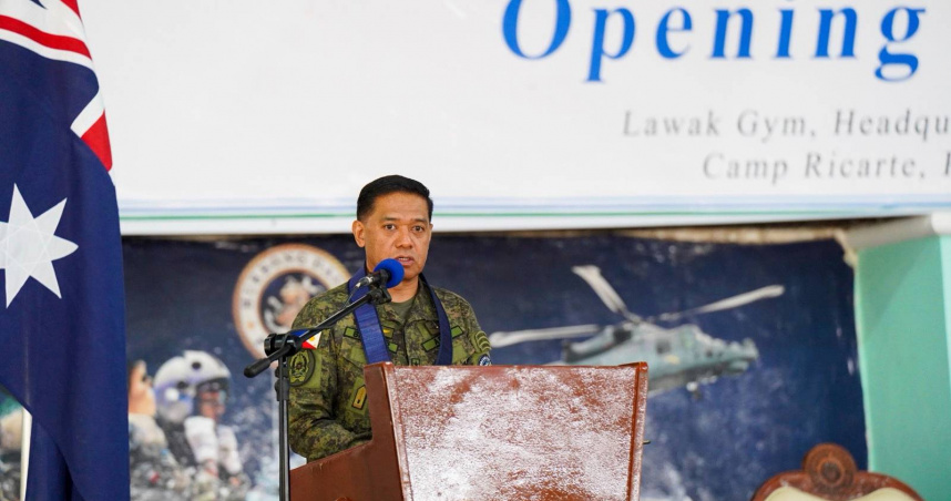 羅密歐布勞納（Romeo Brawner Jr.）25日表示，即使沒有加強國防合作協議（EDCA）的部署，菲律賓因其地理位置，依然是各方關注的「戰略目標」。（圖／達志／美聯社）