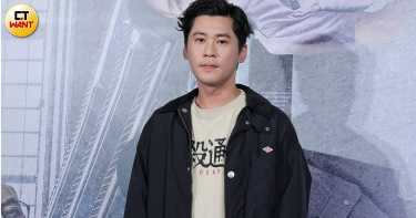 黃迪揚今天在《自殺通告》首映會上大聊當兵的趣事。（圖／楊澍攝）