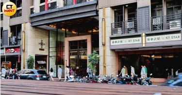 北市中山區小豪宅「基泰之星」主委彭麗慎不忍了，出面控訴在台大醫院任職的陳姓前主委近年對管委會亂提告，動不動就報警對秘書保全施壓。（圖／周志龍攝）