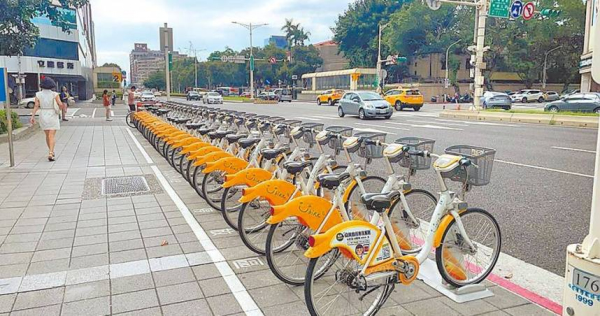 YouBike遭AI惡搞官方求下架反被罵