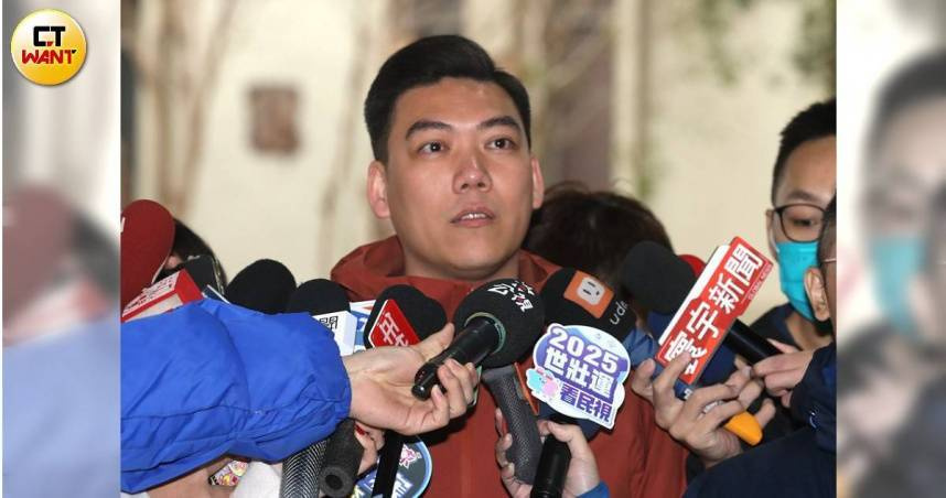 賴苡任表示，自己早有耳聞如果保不住蕭敬嚴，要拿自己「一命換一命」，眾所皆知誰要「保蕭」，那也就知道誰要「拔賴」。（圖／劉耿豪攝）