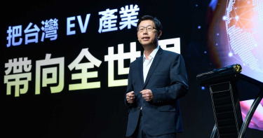 鴻海揪亞馬遜打造電動車開放平台 推車聯網軟硬整合