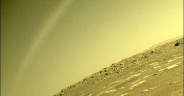火星驚見彩虹劃過天際!「毅力號」探測新照瘋傳 NASA:不可能