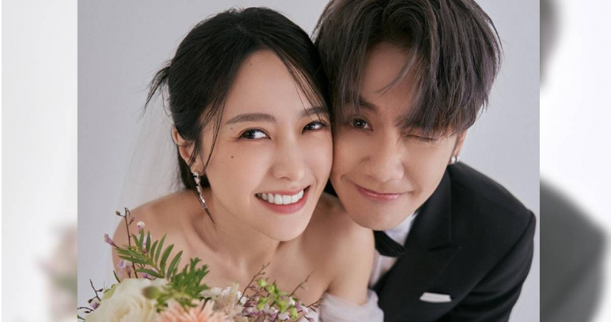 鼓鼓宣布與大元結婚。（圖／翻攝自鼓鼓臉書）