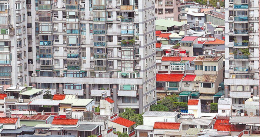 內政部近日將推動「婚育宅」概念，民眾住在社會住宅要結婚、生子，租金補貼將再加碼。（示意圖／報系資料照）